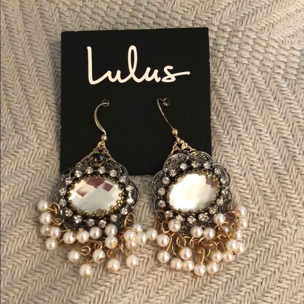 Lulus Earrings